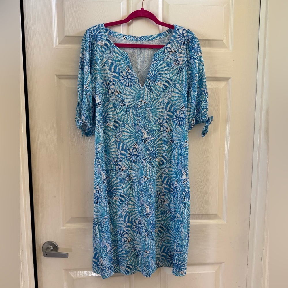 Lilly Pulitzer Easley Short Sleeve Dress in Amalfi Blue By the Seashore print